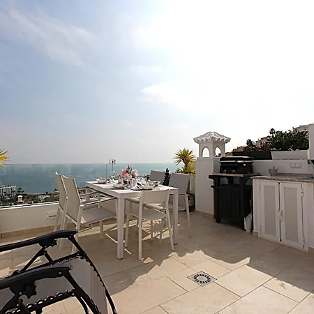 Carolina 3 Bedroom Appartement
